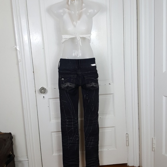 ⭐Distressed Jeans - Picture 4 of 8